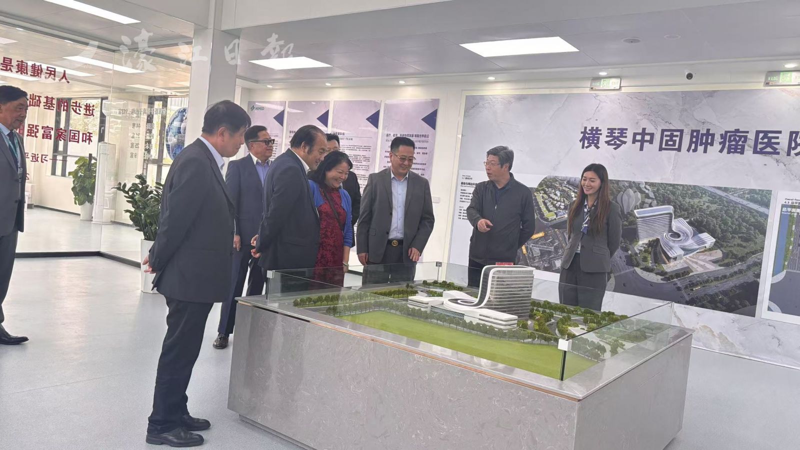 20251024105501_da6316.jpg 1-25021FRZaQ.jpg